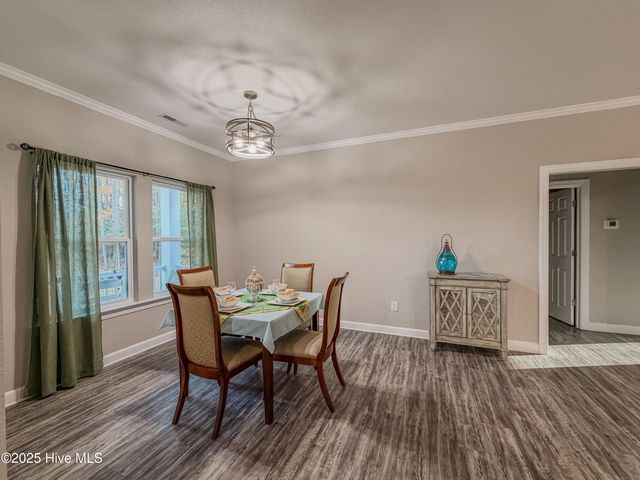 3290 Caratoke Highway, Currituck, NC 27929