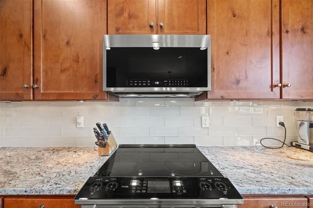 2963 Night Song Way, Castle Rock, CO 80109