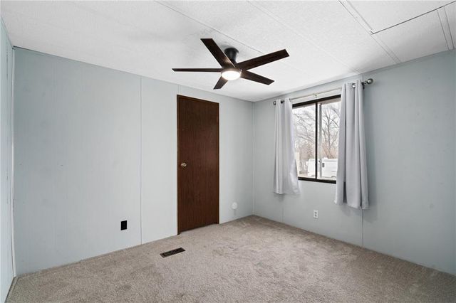 4049 Montana Road, Ottawa, KS 66067