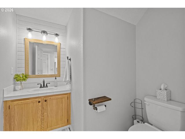 42017 Nw ELMHURST Ct, Banks, OR 97106