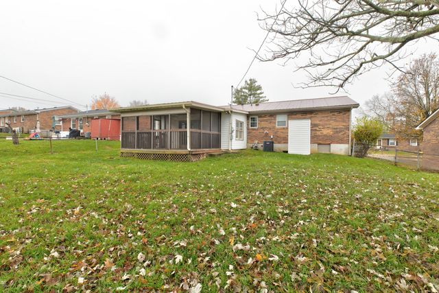 720 Estes Drive, Winchester, KY 40391