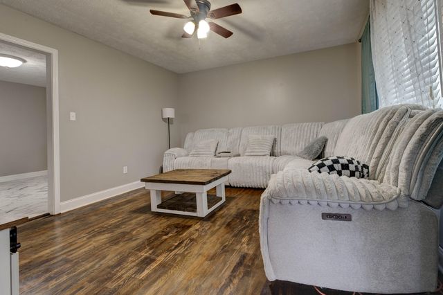 720 Estes Drive, Winchester, KY 40391