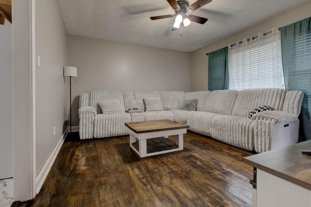 720 Estes Drive, Winchester, KY 40391