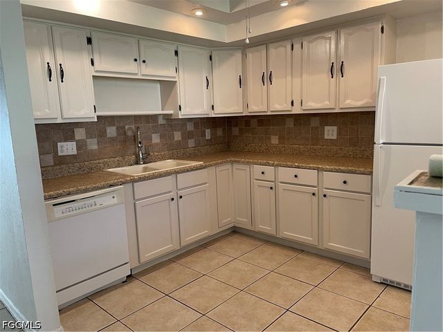 7401 Albany RD, Fort Myers, FL 33967