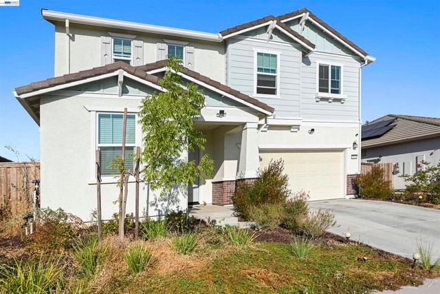 9620 Mason Trails Rd, Roseville, CA 95747