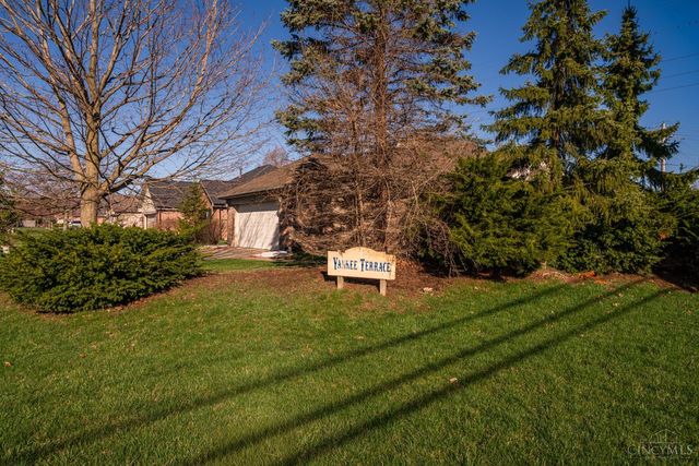 1501 Rockleigh Road, Washington Twp, OH 45458