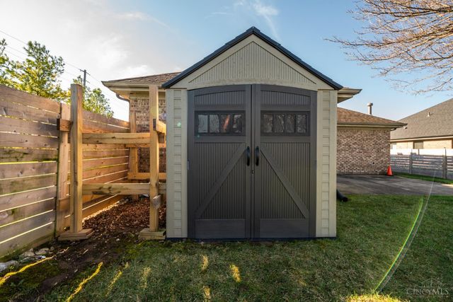 1501 Rockleigh Road, Washington Twp, OH 45458