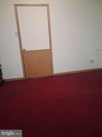 702 DOLLAR, Bunker Hill, WV 25413