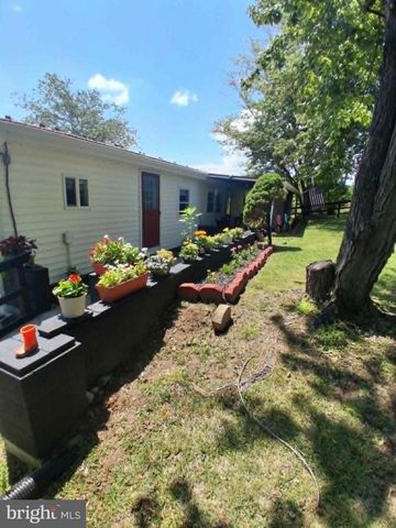 702 DOLLAR, Bunker Hill, WV 25413