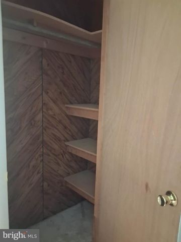 702 DOLLAR, Bunker Hill, WV 25413