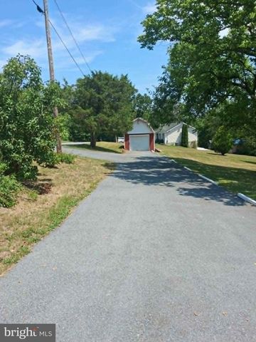 702 DOLLAR, Bunker Hill, WV 25413