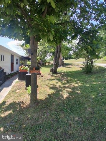 702 DOLLAR, Bunker Hill, WV 25413