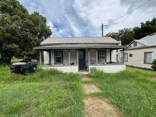 118 W 1ST STREET, Frostproof, FL 33843
