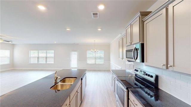 1035 Holliday Pass, Griffin, GA 30223