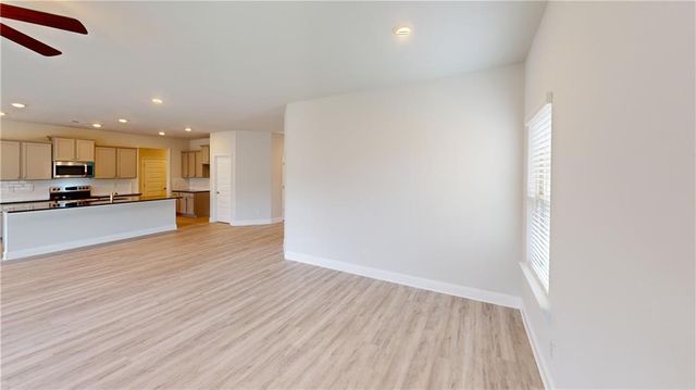 1035 Holliday Pass, Griffin, GA 30223