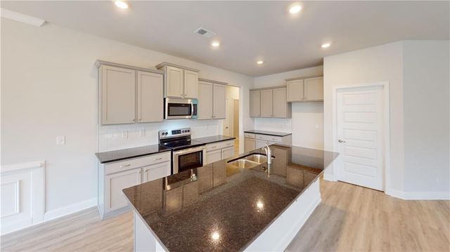 1035 Holliday Pass, Griffin, GA 30223