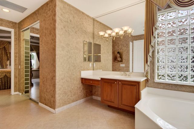 11044 Malaysia Circle, Boynton Beach, FL 33437