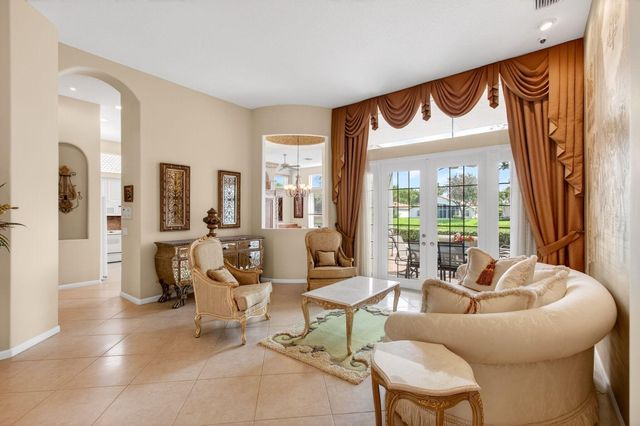 11044 Malaysia Circle, Boynton Beach, FL 33437