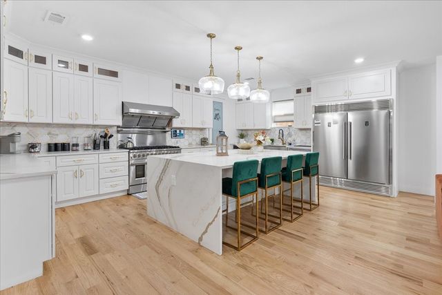 4726 Hopkins Avenue, Dallas, TX 75209
