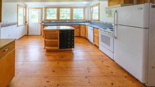 457 Gates Road, Mount Holly, VT 05758