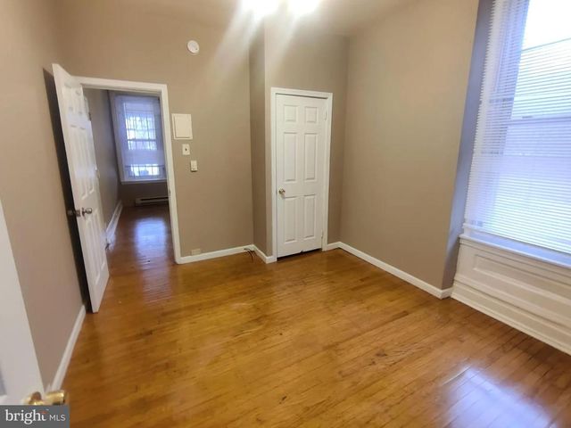 829 N 41ST ST, Philadelphia, PA 19104