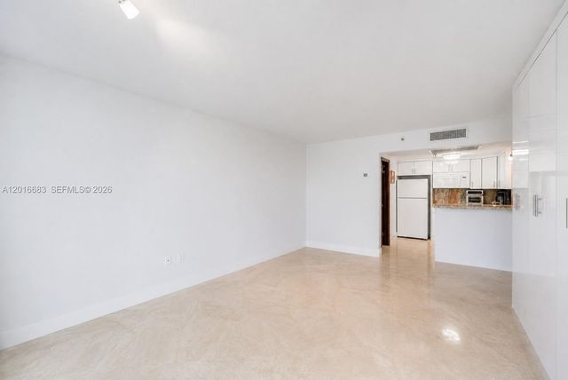 19201 Collins Ave 609, Sunny Isles Beach, FL 33160