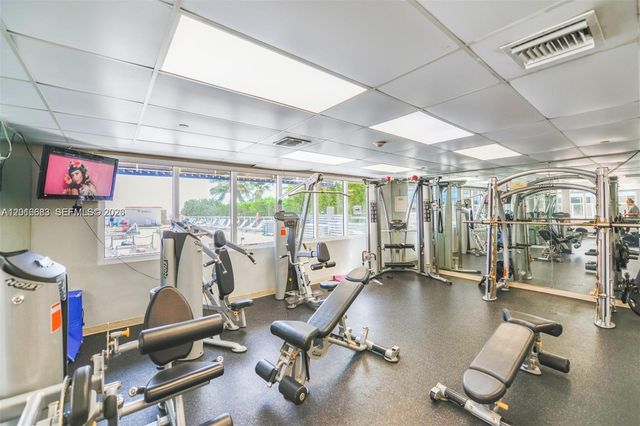 19201 Collins Ave 609, Sunny Isles Beach, FL 33160