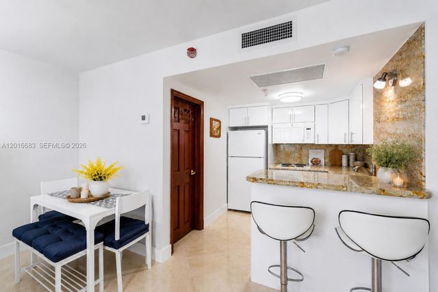 19201 Collins Ave 609, Sunny Isles Beach, FL 33160