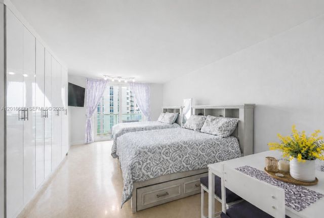 19201 Collins Ave 609, Sunny Isles Beach, FL 33160