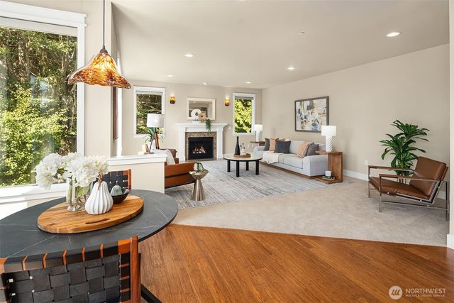 6101 167th Avenue SE, Bellevue, WA 98006