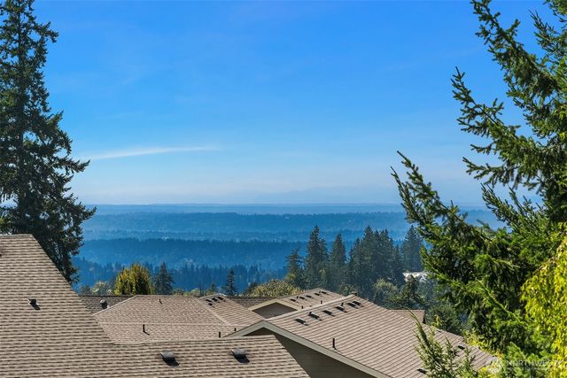 6101 167th Avenue SE, Bellevue, WA 98006