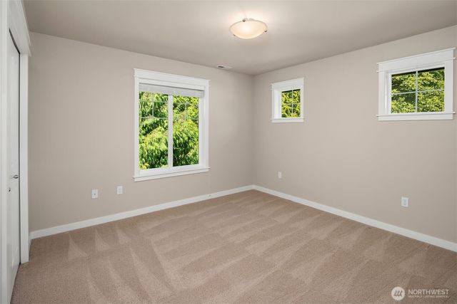 6101 167th Avenue SE, Bellevue, WA 98006