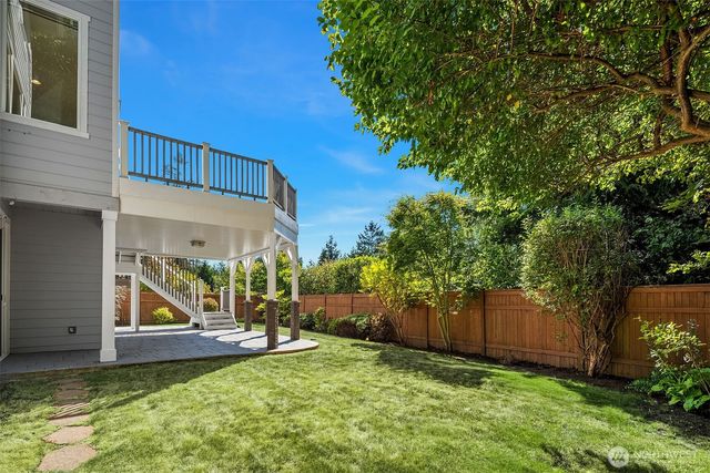 6101 167th Avenue SE, Bellevue, WA 98006