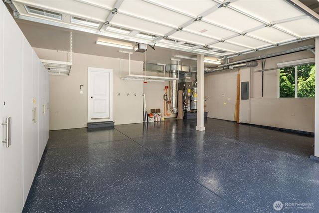 6101 167th Avenue SE, Bellevue, WA 98006