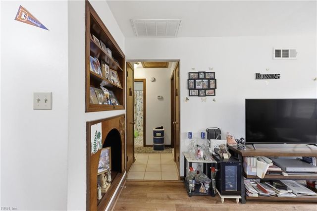 6224 Wellington ST, Norfolk, VA 23513