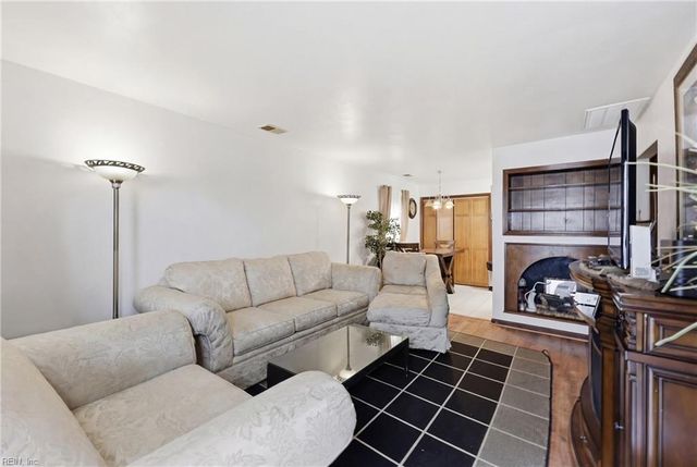 6224 Wellington ST, Norfolk, VA 23513