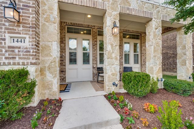 1441 William Way, Farmers Branch, TX 75234