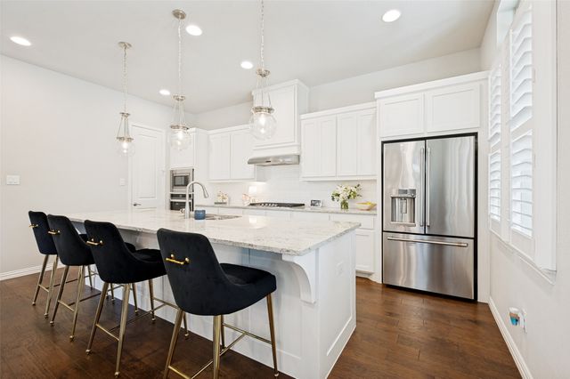 1441 William Way, Farmers Branch, TX 75234