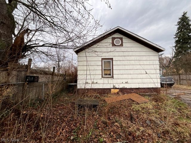 7300 Claasen Avenue, Cleveland, OH 44105