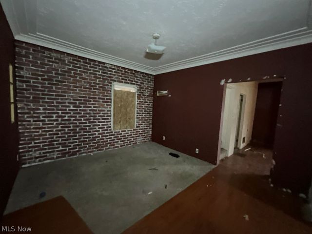 7300 Claasen Avenue, Cleveland, OH 44105