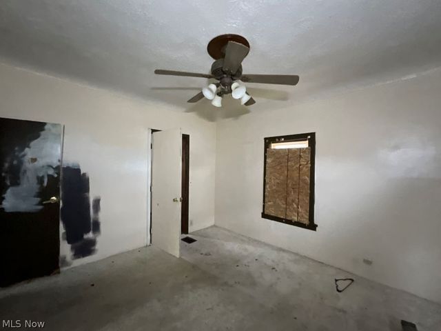 7300 Claasen Avenue, Cleveland, OH 44105