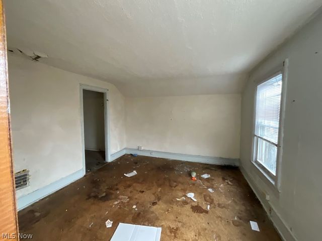 7300 Claasen Avenue, Cleveland, OH 44105