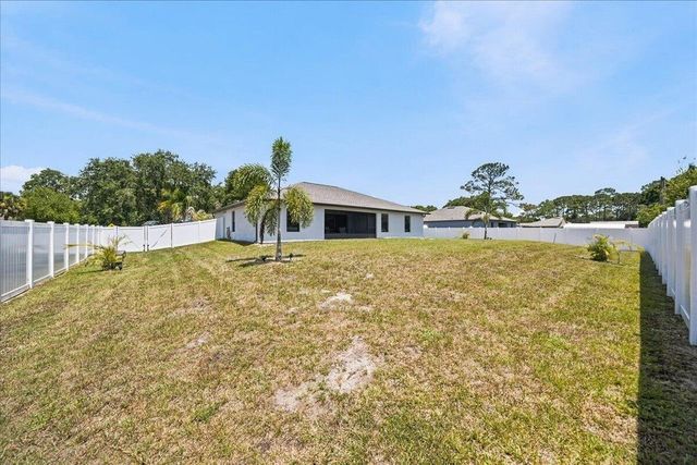 802 Charcoal Avenue SE, Palm Bay, FL 32909