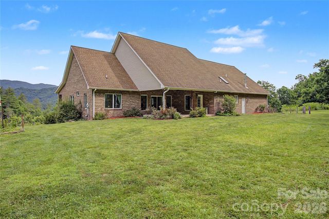 340 Earlys Mountain Road, Leicester, NC 28748