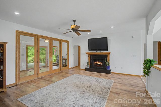 340 Earlys Mountain Road, Leicester, NC 28748