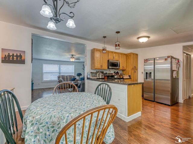 3408 Erie Shore Drive, Monroe, MI 48162