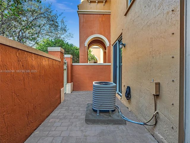 2150 Anchor Court 2310, Dania Beach, FL 33312