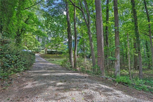 635 James Lee Drive NW, Lawrenceville, GA 30024
