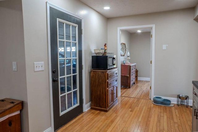 10405 KY-52, Paint Lick, KY 40461