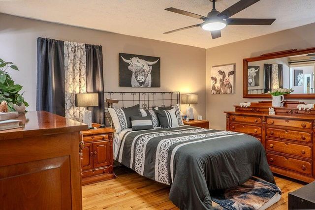 10405 KY-52, Paint Lick, KY 40461